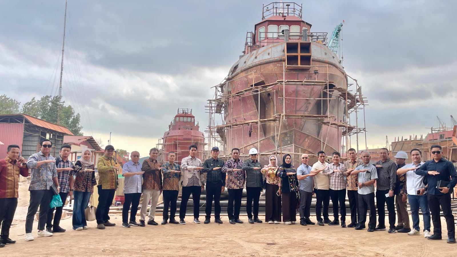 Misi Strategis dari Batam, Bupati Konsel Bidik Pengembangan Industri Galangan Kapal