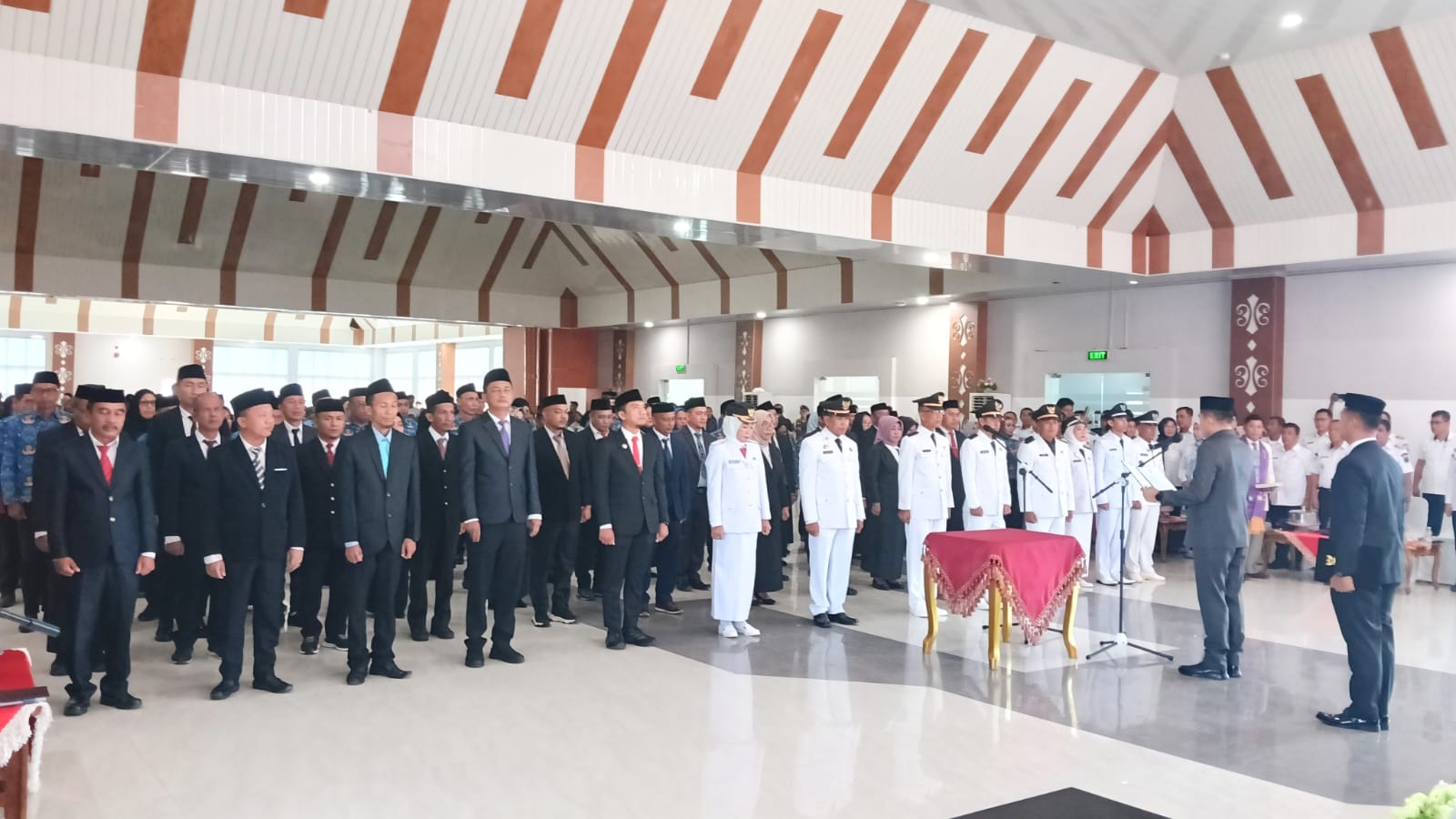 Pemkab Konsel Lantik Pejabat Baru, Fokus Peningkatan Kinerja dan Layanan