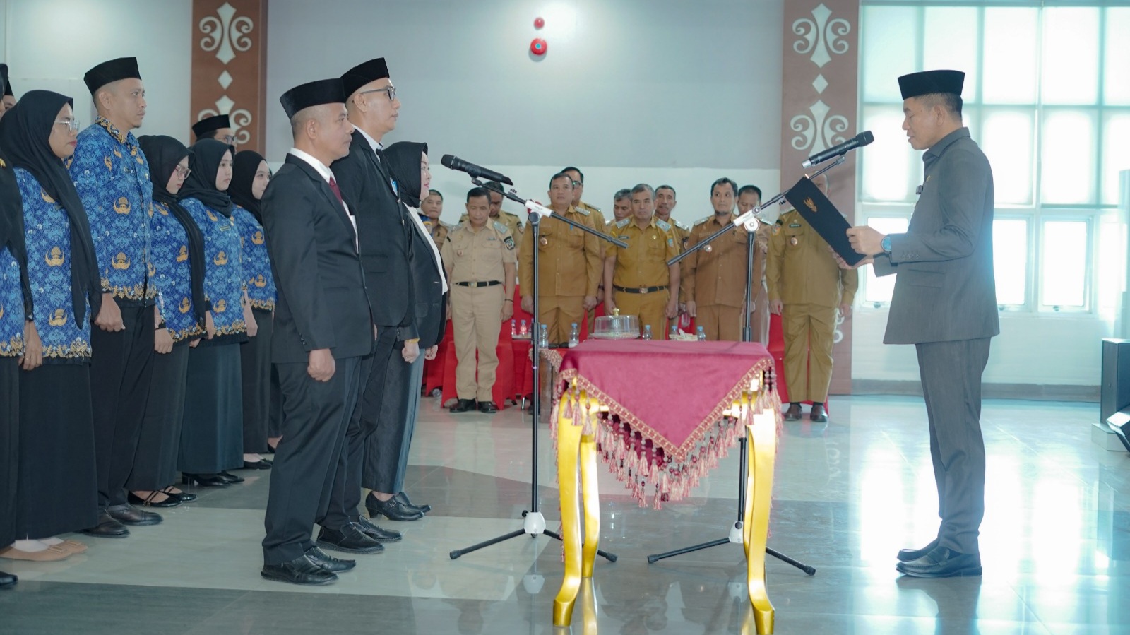 Lantik Ratusan Pejabat Fungsional, Bupati Konawe Selatan Tegaskan ASN Tak Sekadar "Cari Muka" Wajib Inovatif