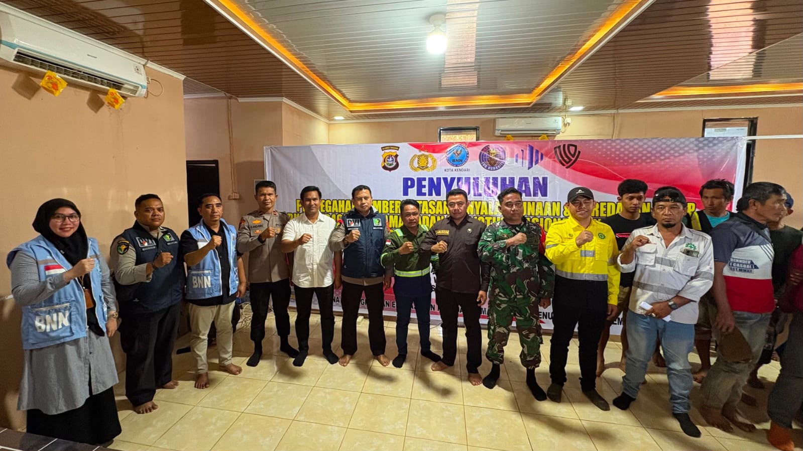 PT GMS Gandeng Biddokkes RS Bhayangkara dan BNN Kendari Tes Urine Ratusan Karyawan
