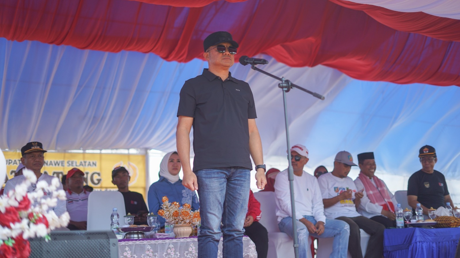 Buka Porseni Andoolo, Wabup Wahyu Imran Tekankan Sportivitas, Persatuan dan Perang Terhadap Narkoba