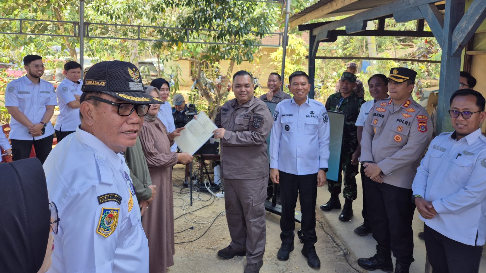 Kejari Konsel Luncurkan Program Gotong Royong Bedah Rumah, 25 Warga Jadi Penerima Manfaat