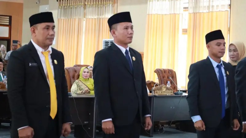 Pimpinan Definitif DPRD Konawe Selatan Periode 2024-2029 Resmi Diambil Sumpahnya