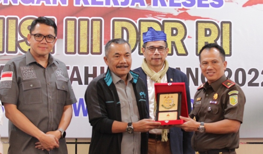 Komisi III DPR RI Dukung Kejati dalam Mengusut Kasus Pertambangan di Sultra