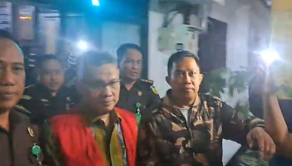 Diduga Minta Imbalan Pendirian Gerai Alfamart, Mantan Wali Kota Kendari Ditahan Jaksa