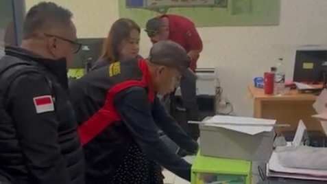 Geledah Kantor PT. Huadi Nikel Aloy Indonesia di Sulawesi Selatan, Kejati Sultra Amankan Sejumlah Dokumen