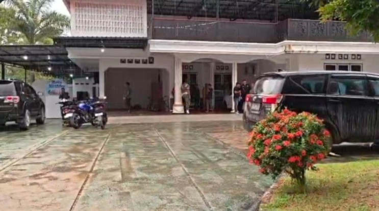 Dugaan Korupsi Tambang, Kejati Sultra Geledah Rujab Wakil Bupati Kolaka